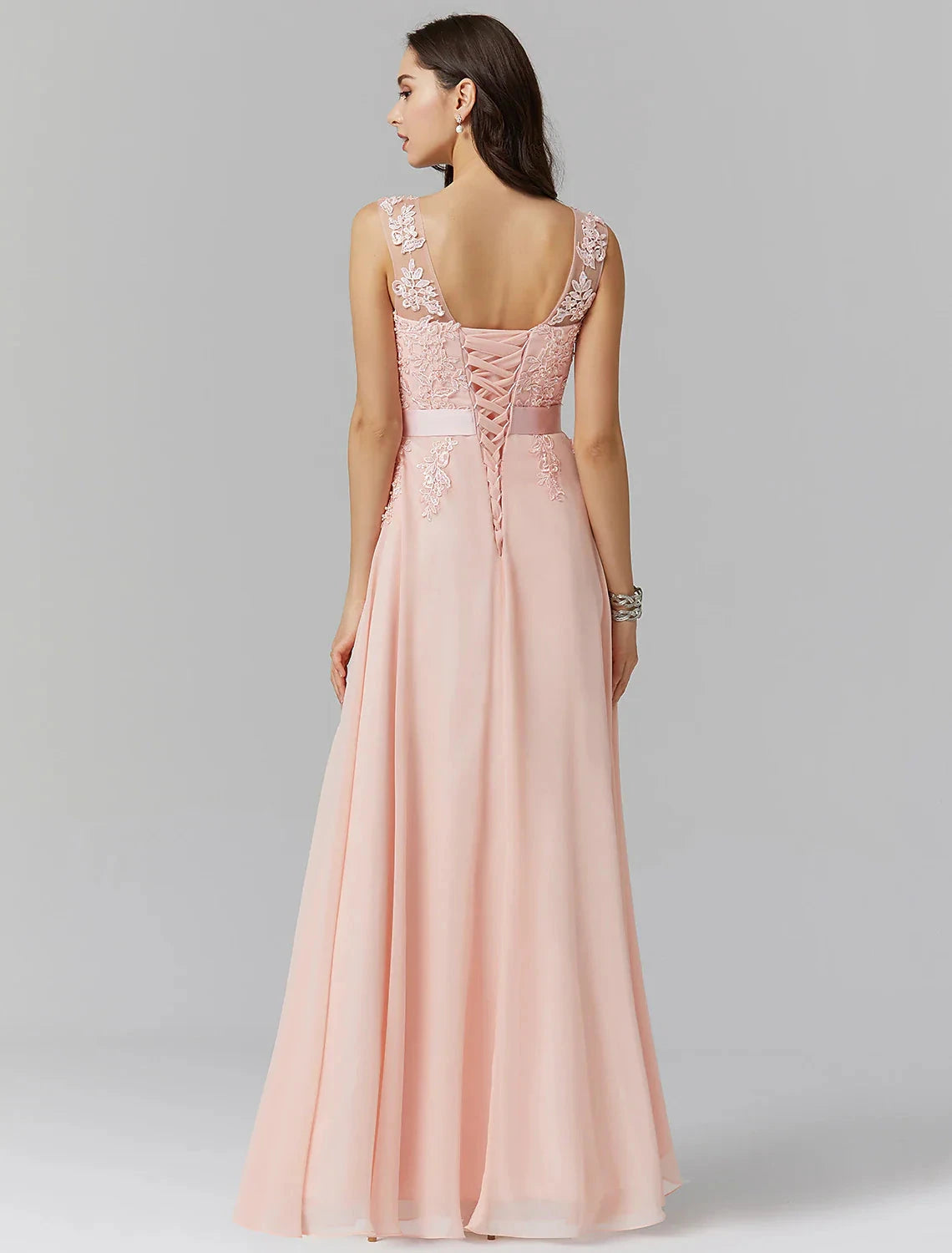 A-Line Bridesmaid Dress Jewel Neck Sleeveless Elegant Floor Length Chiffon / Lace with Appliques by YiHuiw