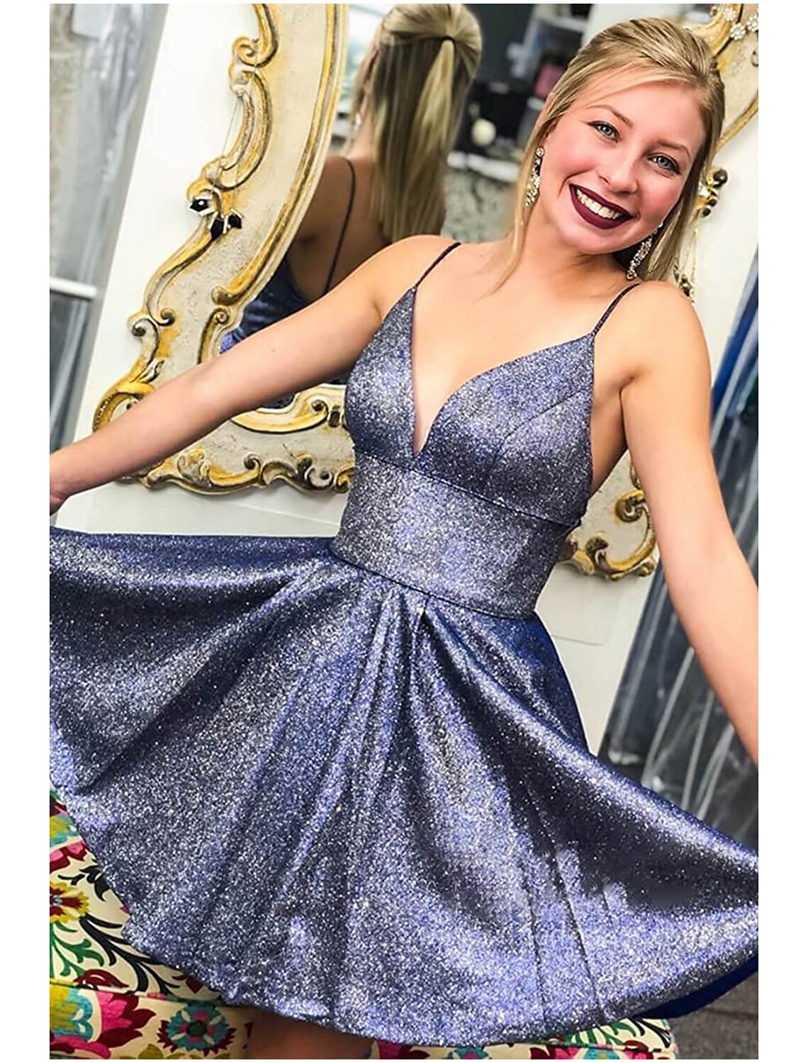 A-Line Cocktail Dresses Party Dress Homecoming Graduation Short / Mini Sleeveless V Neck Satin Backless with Pleats