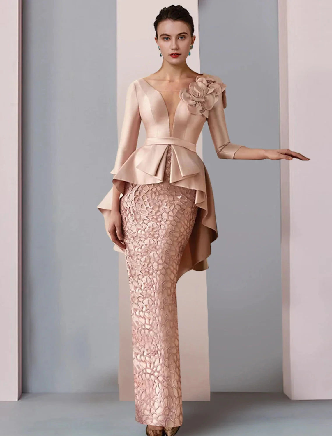 Sheath / Column Mother of the Bride Dress Fall Wedding Guest Party Elegant V Neck Floor Length Satin Lace 3/4 Length Sleeve with Appliques Cascading Ruffles Flower by YiHuiw