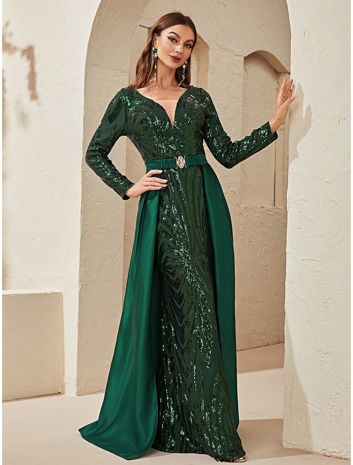 Mermaid / Trumpet Evening Gown Sparkle & Shine Dress Formal Wedding Sweep / Brush Train Long Sleeve V Neck Detachable Polyester with Sequin Overskirt by YiHuiw