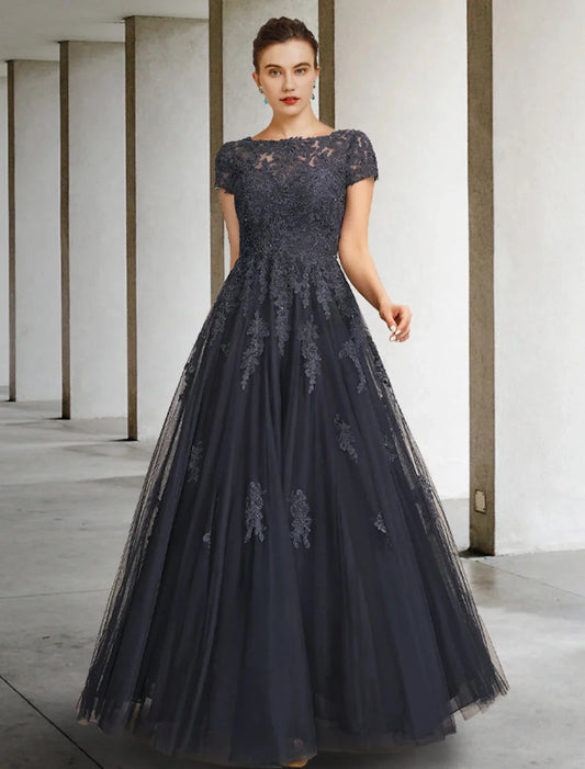 Ball Gown Mother of the Bride Dress Luxurious Elegant Jewel Neck Floor Length Lace Tulle Short Sleeve with Crystals Appliques by YiHuiw