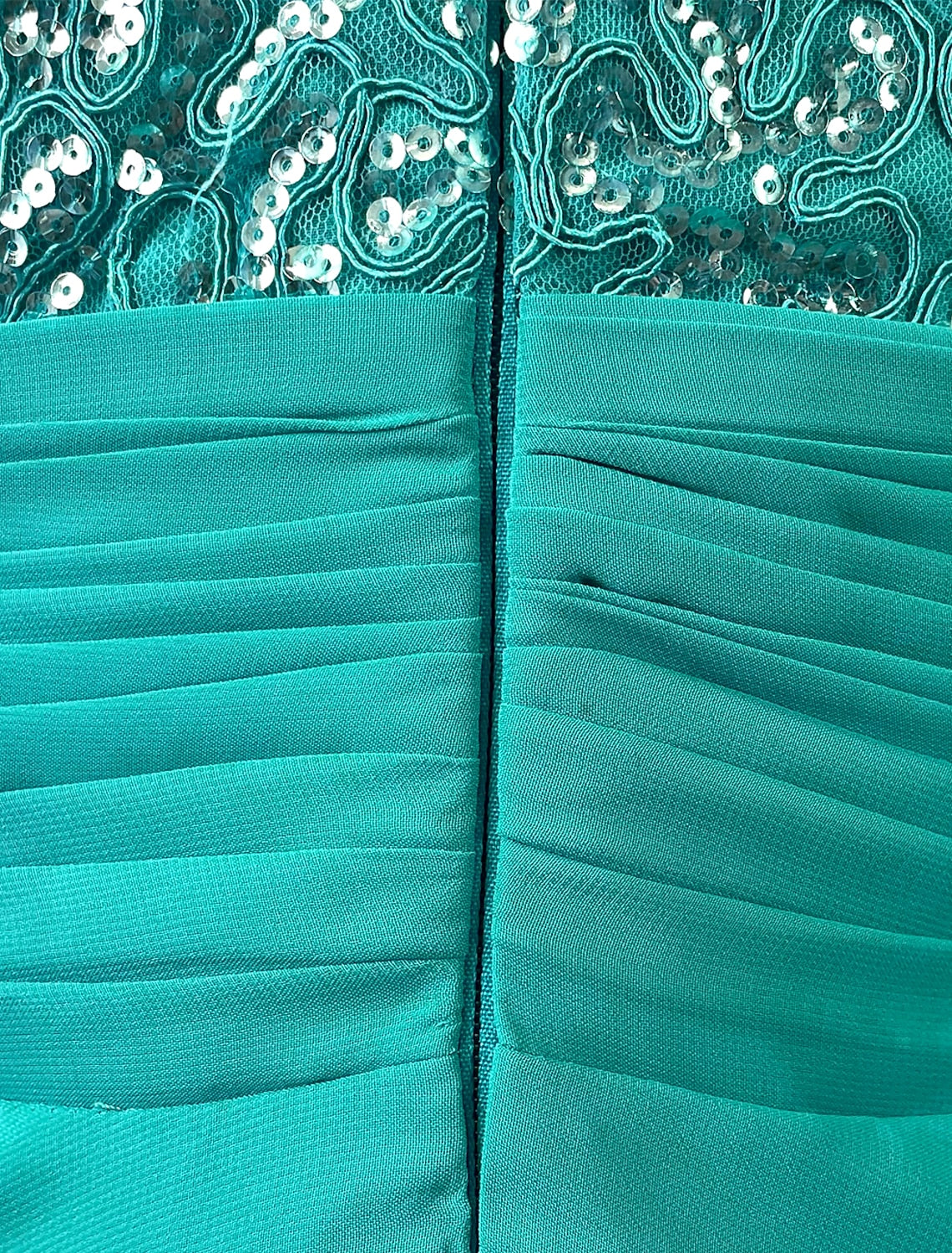 A-Line Evening Gown Tiered Prom Dress Formal Sweep / Brush Train Sleeveless Jewel Neck Chiffon with Rhinestone by YiHuiw