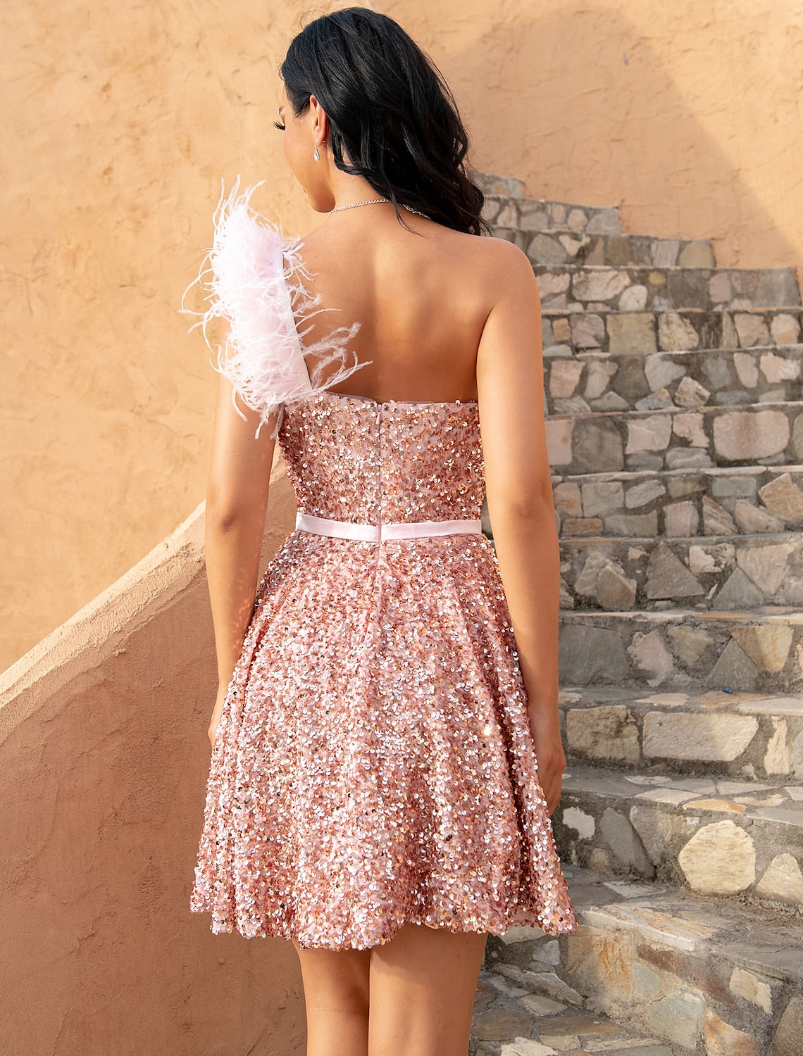Sheath / Column Homecoming Dresses Sparkle & Shine Dress Cocktail Party Birthday Short / Mini Sleeveless One Shoulder Pink Dress Sequined with Feather Sequin by YiHuiw