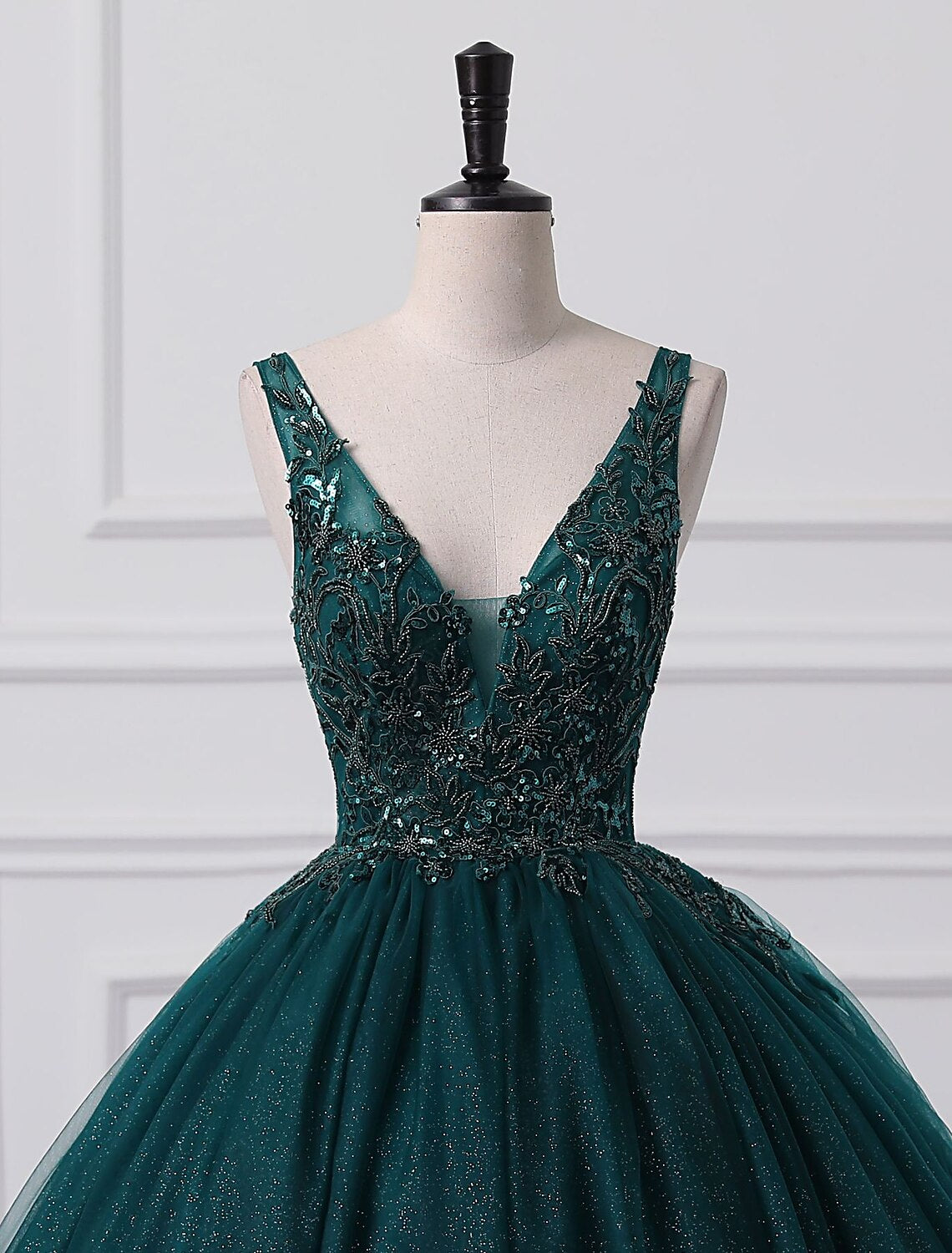 Ball Gown Prom Dresses Sparkle & Shine Dress Quinceanera Floor Length Sleeveless V Neck Tulle with Sequin Appliques by YiHuiw