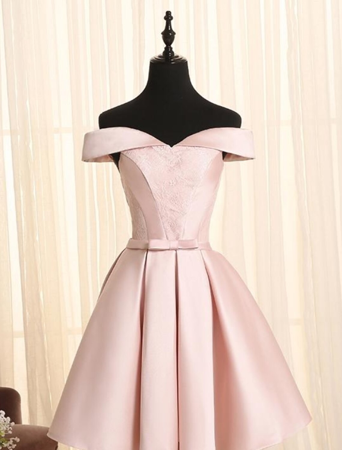A-Line Minimalist Elegant Engagement Cocktail Party Dress Off Shoulder Sleeveless Short / Mini Satin with Bow(s) Lace Insert by YiHuiw