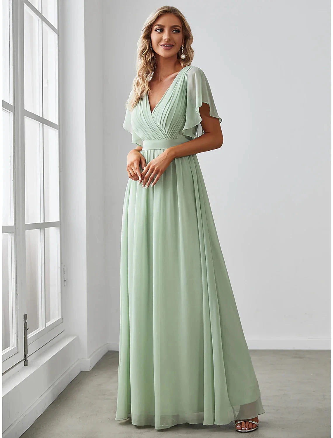A-Line Bridesmaid Dress V Neck Short Sleeve Elegant Chiffon with Ruffles / Solid Color by YiHuiw