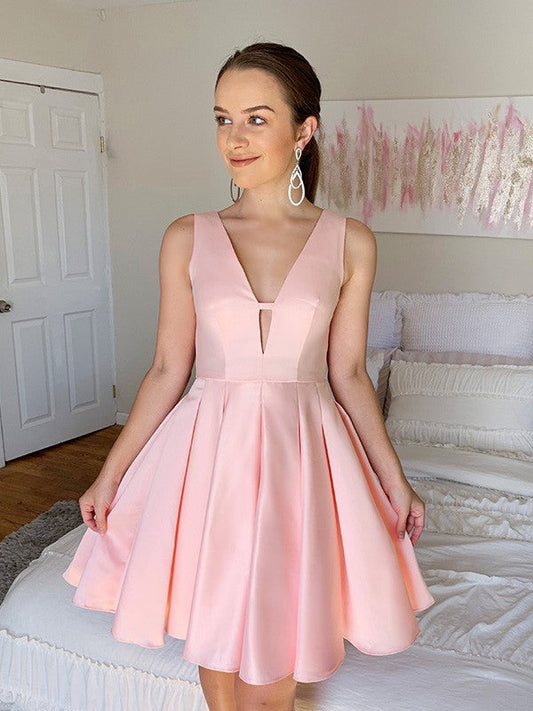 A-Line/Princess V-neck Sleeveless Ruffles Satin Short/Mini Homecoming Dresses by YiHuiw