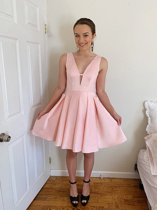 A-Line/Princess V-neck Sleeveless Ruffles Satin Short/Mini Homecoming Dresses by YiHuiw