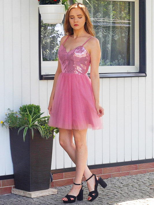 A-Line/Princess Sleeveless Tulle Sequin Spaghetti Straps Short/Mini Homecoming Dresses by YiHuiw