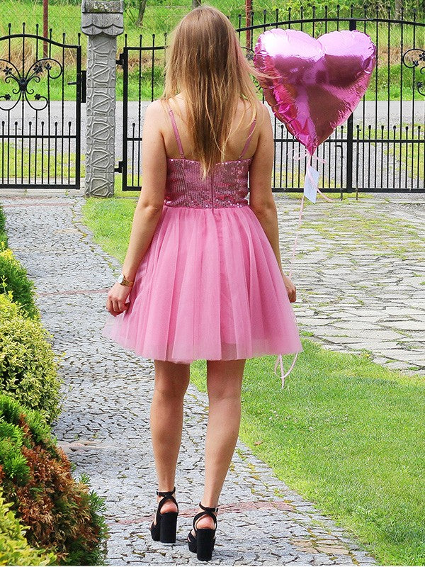 A-Line/Princess Sleeveless Tulle Sequin Spaghetti Straps Short/Mini Homecoming Dresses by YiHuiw