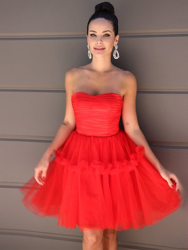A-Line/Princess Strapless Tulle Ruffles Sleeveless Short/Mini Homecoming Dresses by YiHuiw