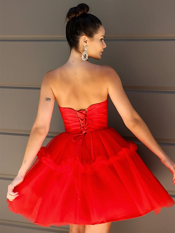 A-Line/Princess Strapless Tulle Ruffles Sleeveless Short/Mini Homecoming Dresses by YiHuiw