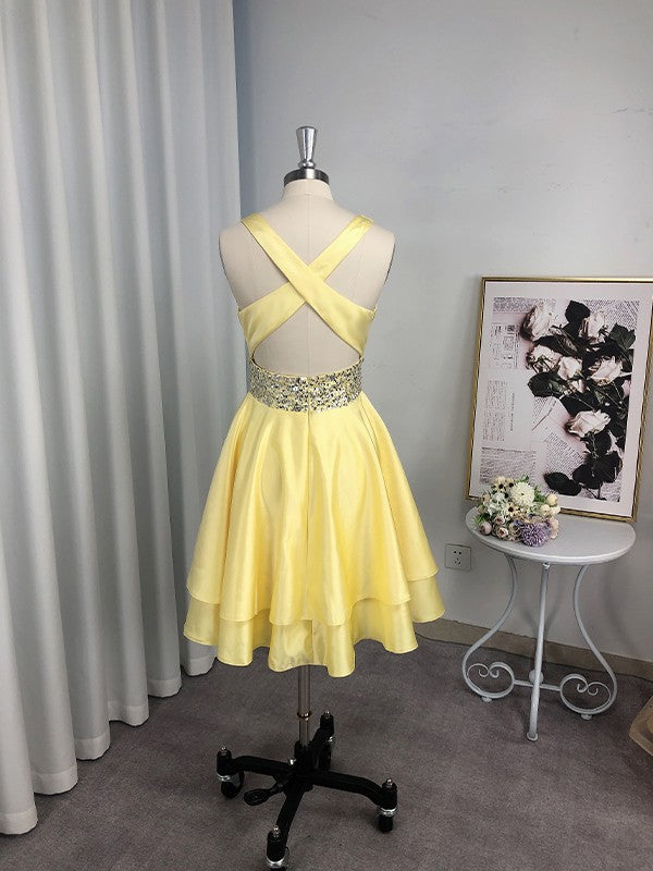 A-Line/Princess Satin Beading Scoop Sleeveless Short/Mini Homecoming Dresses by YiHuiw