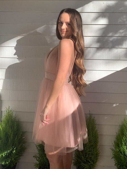 A-Line/Princess Tulle Halter Sleeveless Ruffles Short/Mini Homecoming Dresses by YiHuiw