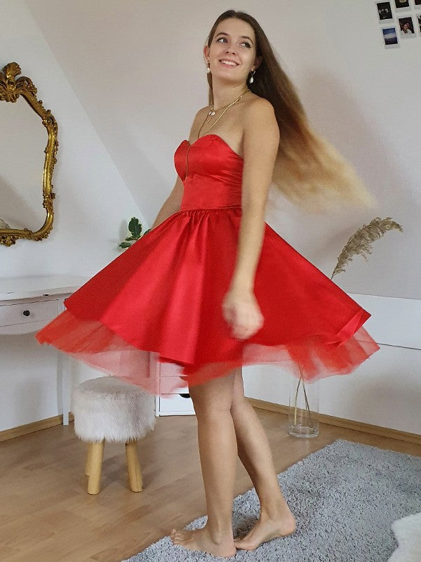 A-Line/Princess Satin Sleeveless Ruffles Sweetheart Short/Mini Homecoming Dresses by YiHuiw