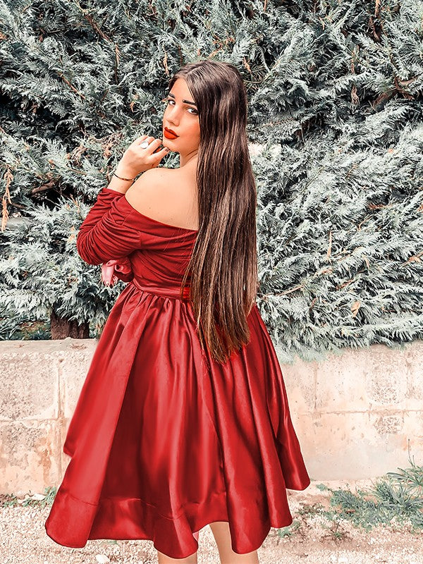 A-Line/Princess Satin V-neck Ruffles Long Sleeves Short/Mini Homecoming Dresses by YiHuiw