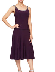 A-Line Mother of the Bride Dress Wedding Guest Elegant Petite Jewel Neck Knee Length  Fabric 3/4 Length Sleeve with Pleats Crystals