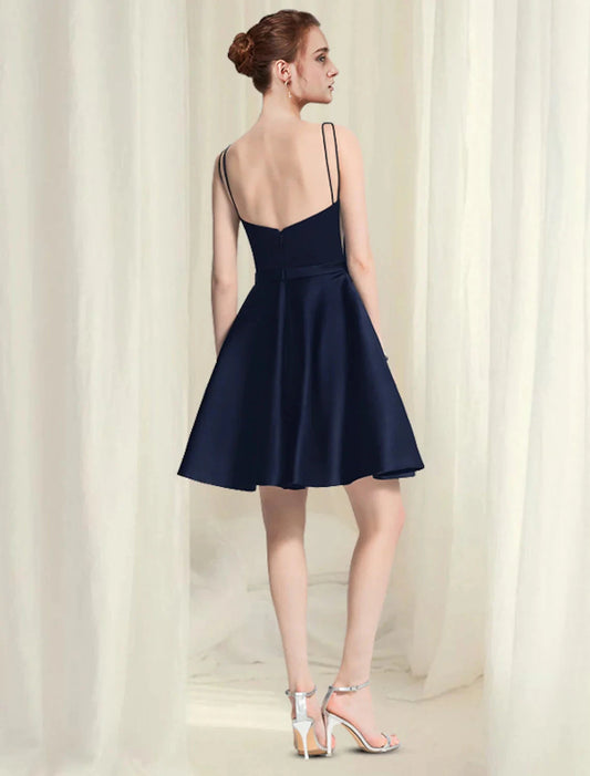 A-Line Cocktail Dresses Black Dress Homecoming Party Wear Short / Mini Sleeveless Scoop Neck Satin with Pleats by YiHuiw