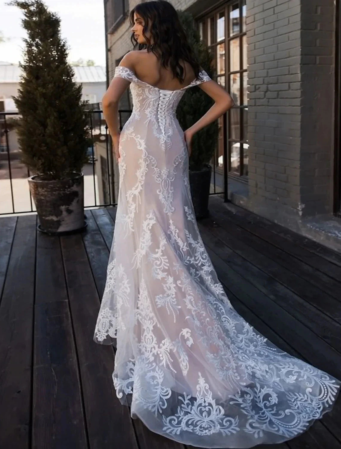 Beach Boho Wedding Dresses Mermaid / Trumpet Off Shoulder Cap Sleeve Court Train Lace Bridal Gowns With Lace Summer Wedding Party by YiHuiw