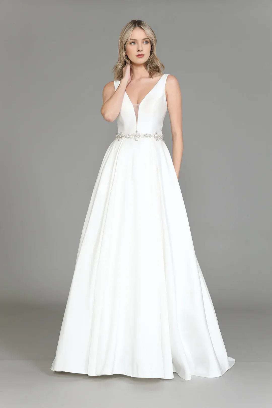 A-Line Plunging Sleeveless Floor-Length Wedding Dress - Yihuiw by Yihuiw
