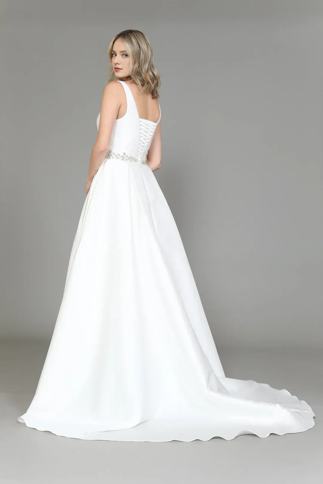A-Line Plunging Sleeveless Floor-Length Wedding Dress - Yihuiw by Yihuiw