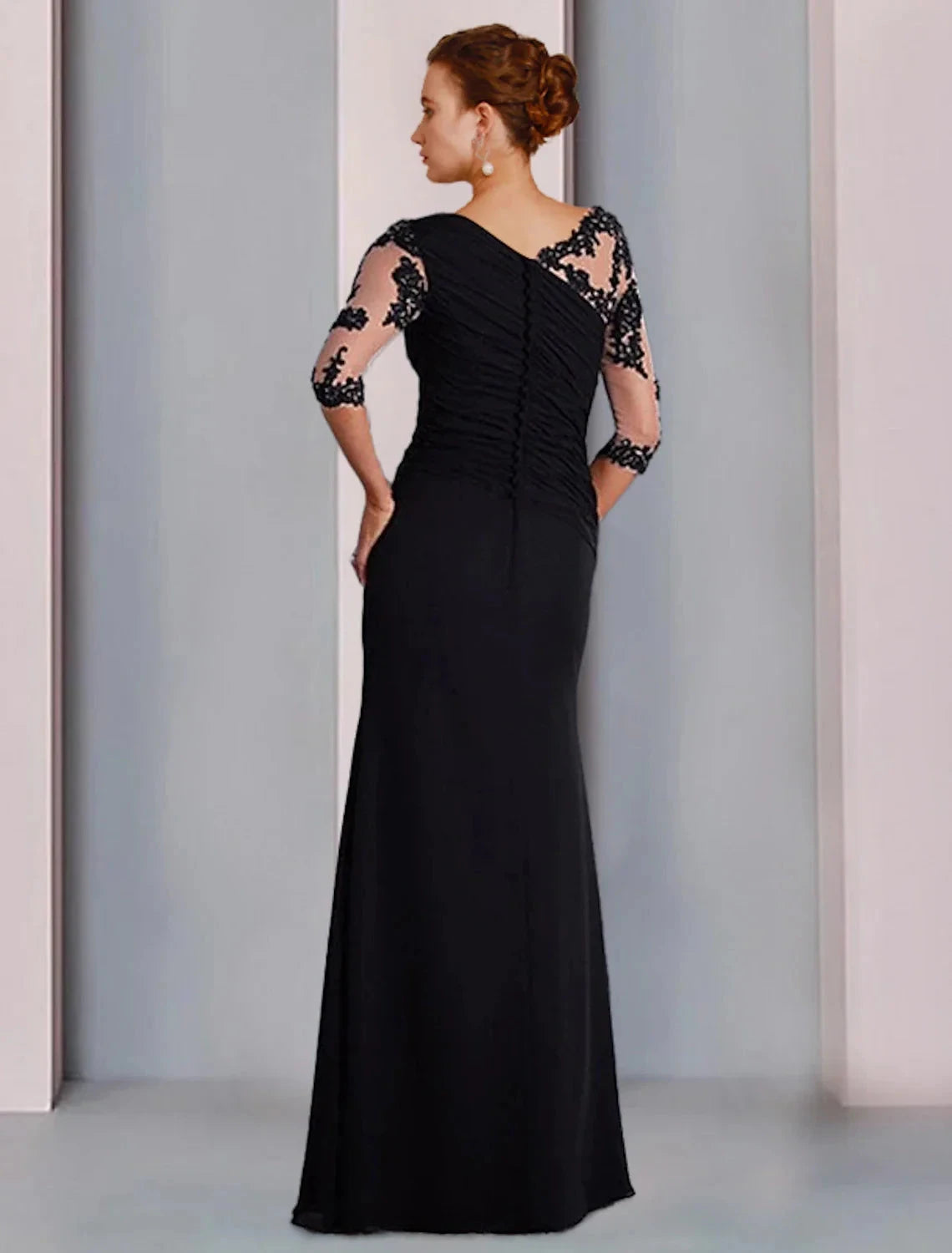 Sheath / Column Mother of the Bride Dress Formal Fall Wedding Guest Dresses Elegant Jewel Neck Floor Length Chiffon Lace 3/4 Length Sleeve with Beading Appliques by YiHuiw