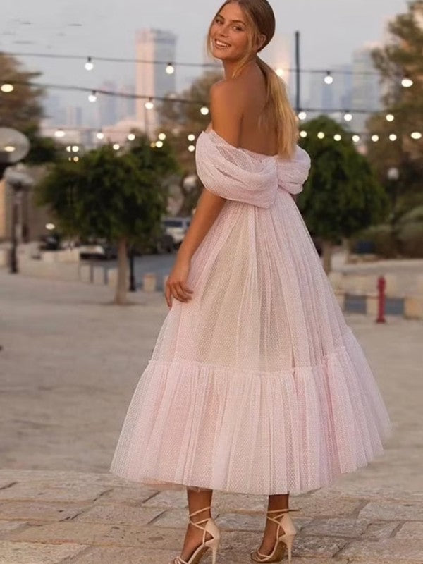 A-Line/Princess Tulle Ruffles Off-the-Shoulder Sleeveless Tea-Length Dresses by YiHuiw