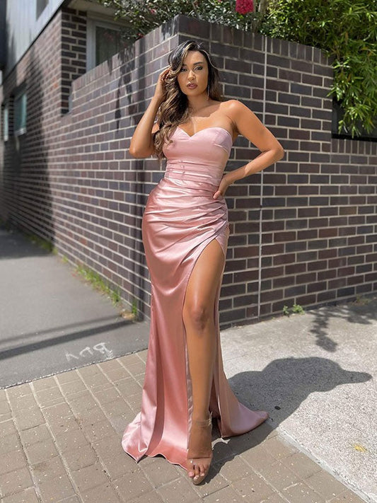 Sheath/Column Silk like Satin Ruched Sweetheart Sleeveless Sweep/Brush Train Dresses by YiHuiw