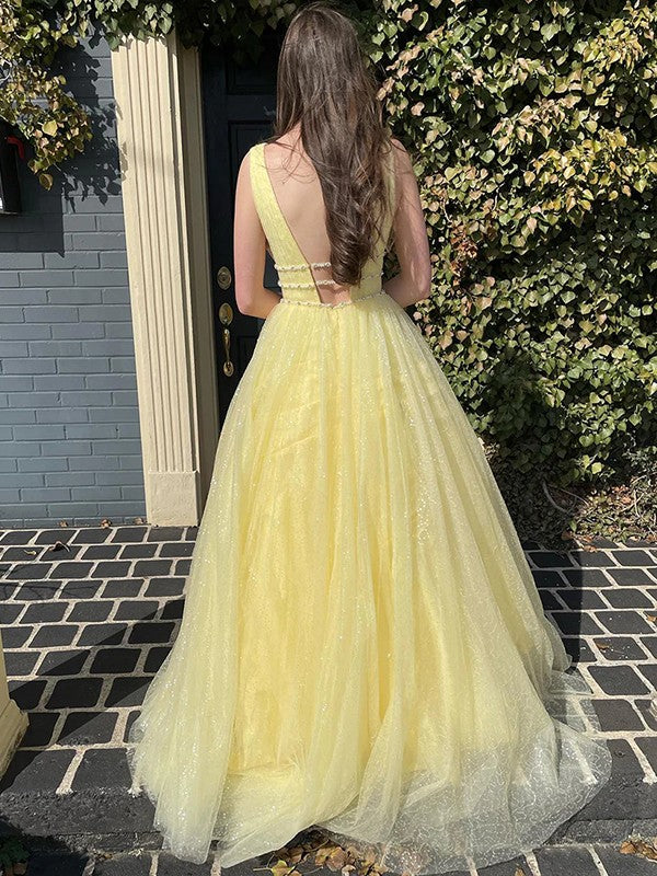 A-Line/Princess Ruffles V-neck Sleeveless Sweep/Brush Train Dresses by YiHuiw