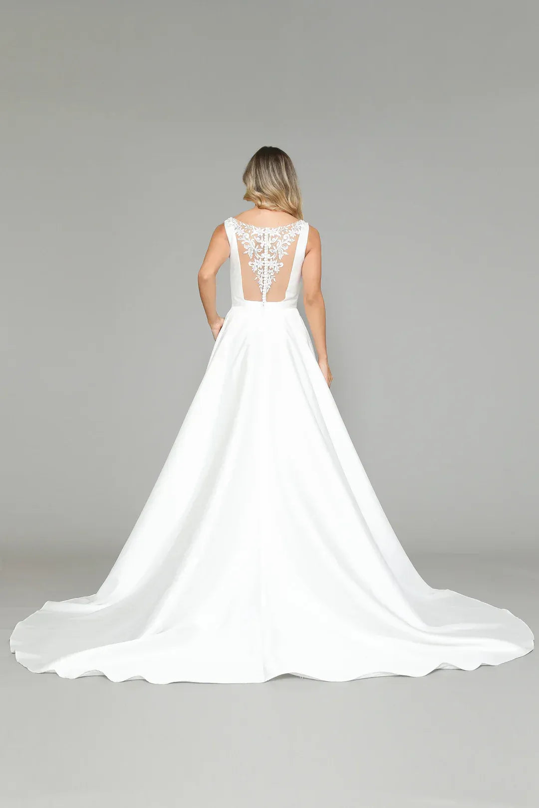 A-Line V-Neck Sleeveless Floor-Length Wedding Dress - Yihuiw by Yihuiw