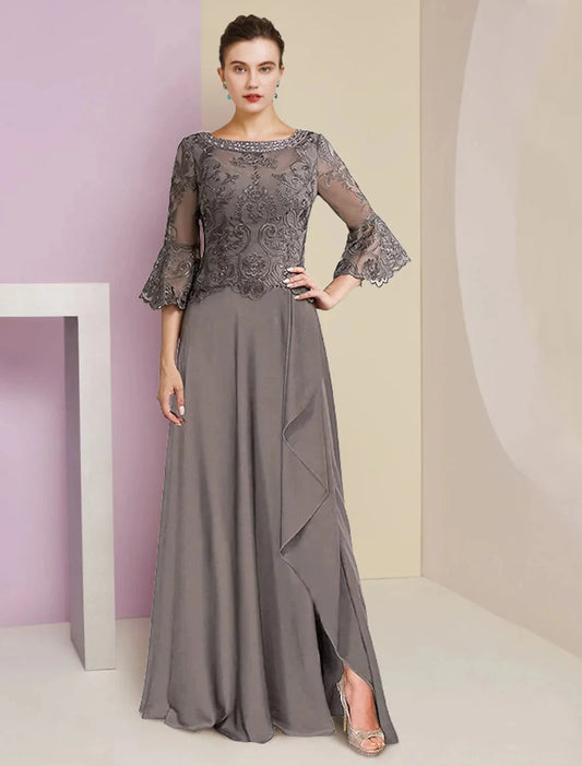 A-Line Mother of the Bride Dress Formal Elegant V Neck Sweep / Brush Train Lace Chiffon 3/4 Length Sleeve with Beading Appliques by YiHuiw
