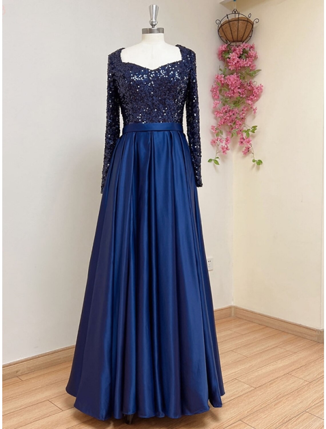 A-Line Evening Gown Sparkle & Shine Dress Formal Fall Sweep / Brush Train Long Sleeve Square Neck Satin with Glitter Pleats by YiHuiw