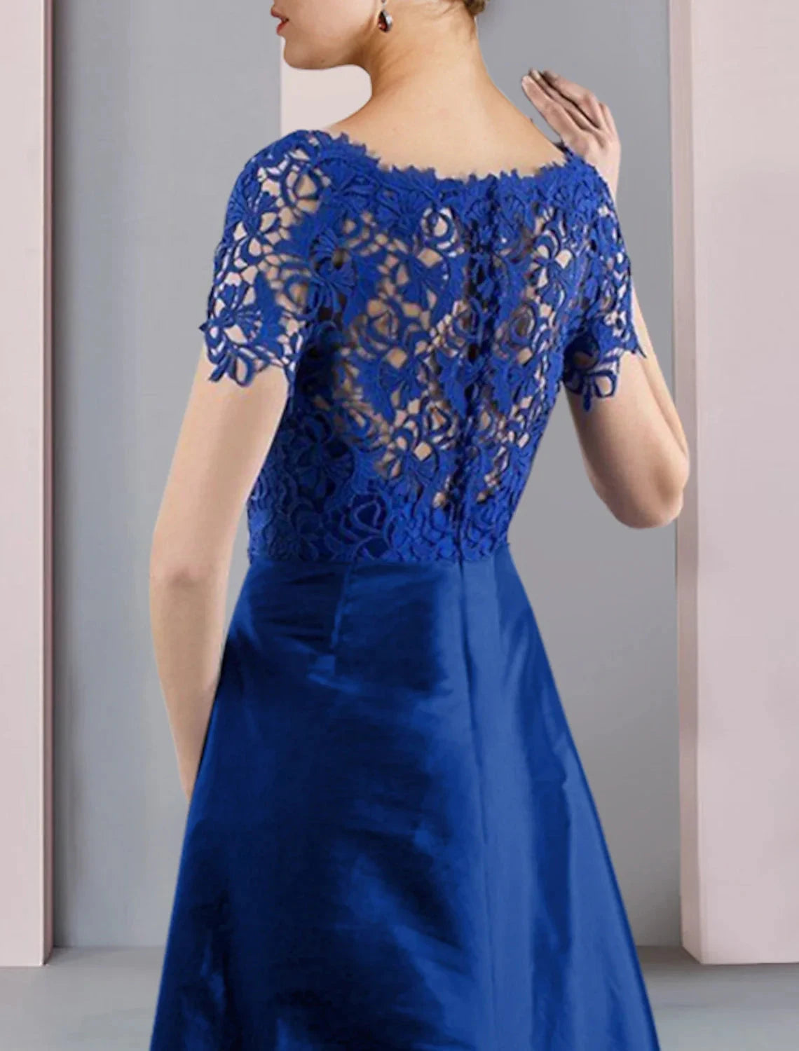Two Piece Sheath / Column Mother of the Bride Dress Formal Church Elegant detachable Scoop Neck Knee Length Lace Taffeta Short Sleeve with Bow(s) Crystal Brooch by YiHuiw
