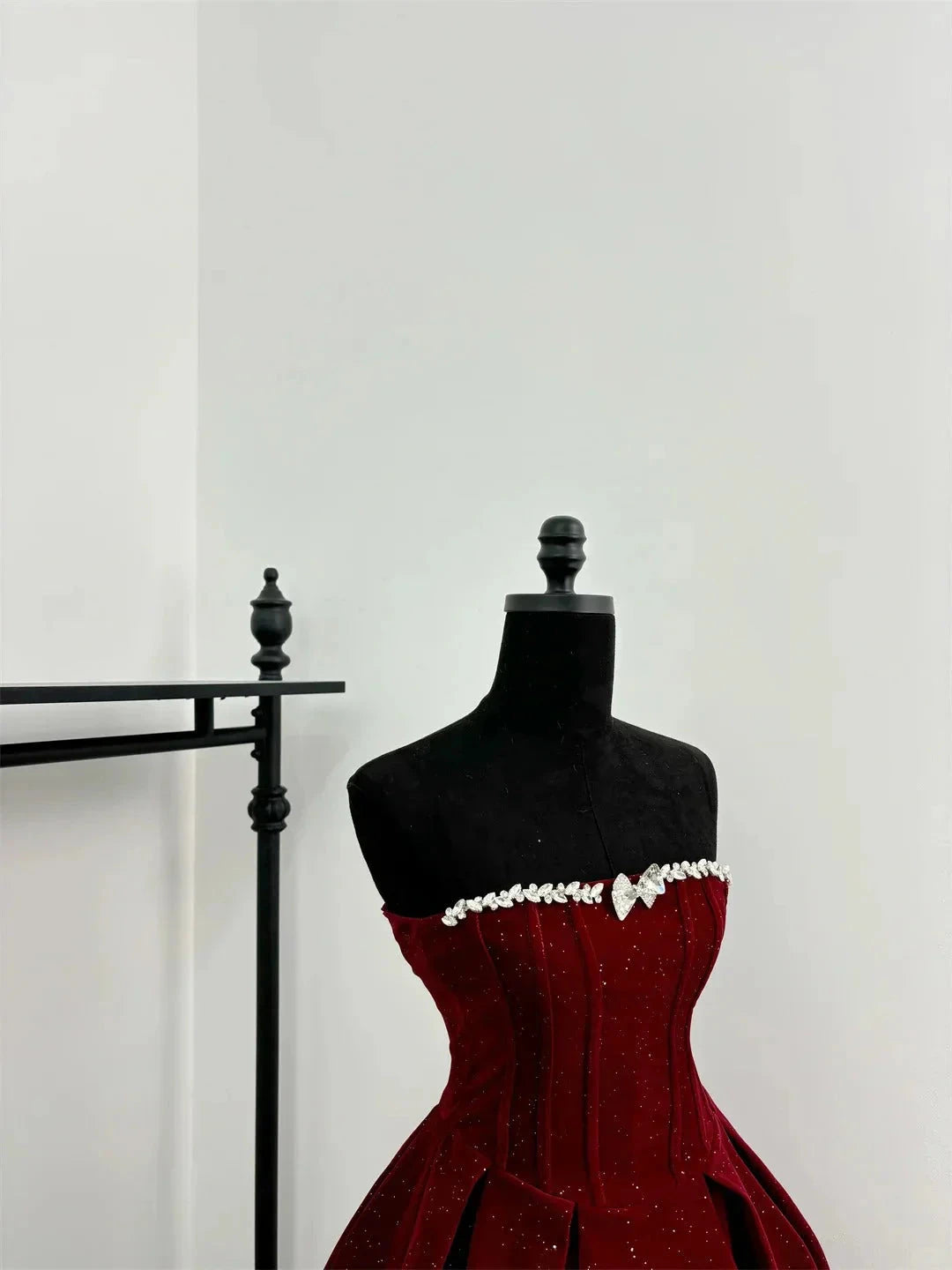 shiny cute sweet heavy red velvet tube top short Bow skirt homecoming dress simple gentle atmospheric and unique desi Bring summer colors to enhance whiteness by YiHuiw