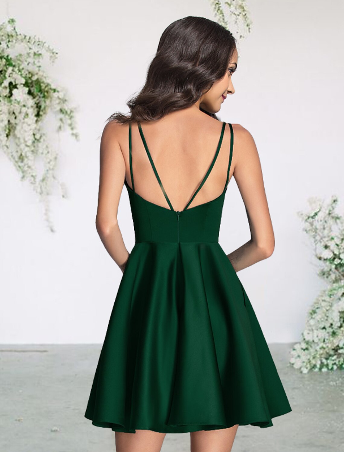 A-Line Bridesmaid Dress V Neck Sleeveless Sexy Short / Mini Satin with Pleats by YiHuiw