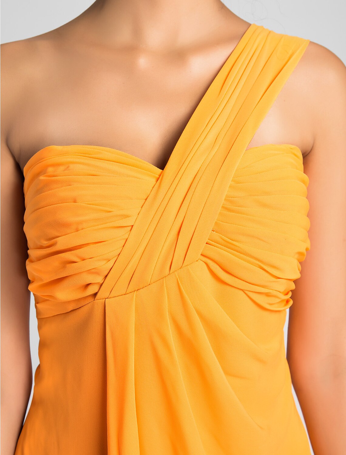 Ball Gown / A-Line Bridesmaid Dress One Shoulder / Sweetheart Neckline Sleeveless Sexy Knee Length Chiffon with Criss Cross / Draping / Side Draping by YiHuiw
