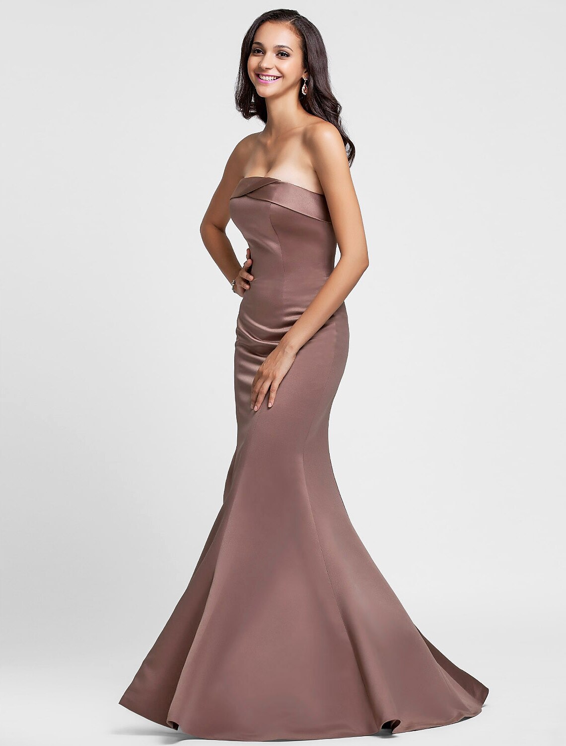 Mermaid / Trumpet Bridesmaid Dress Strapless Sleeveless Floor Length Satin with Side Draping by YiHuiw