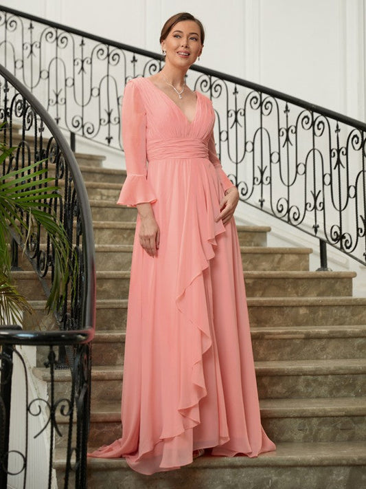 A-Line/Princess Chiffon Ruched V-neck Long Sleeves Sweep/Brush Train Mother of the Bride Dresses by YiHuiw