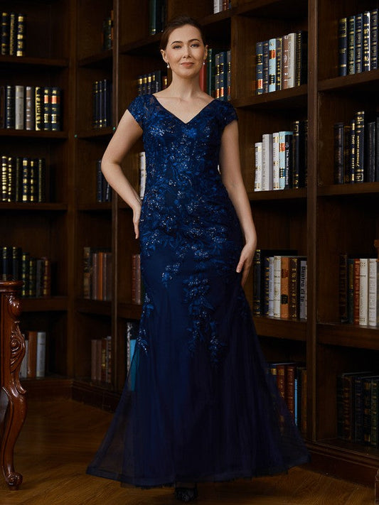 Sheath/Column Tulle Applique V-neck Short Sleeves Floor-Length Mother of the Bride Dresses by YiHuiw