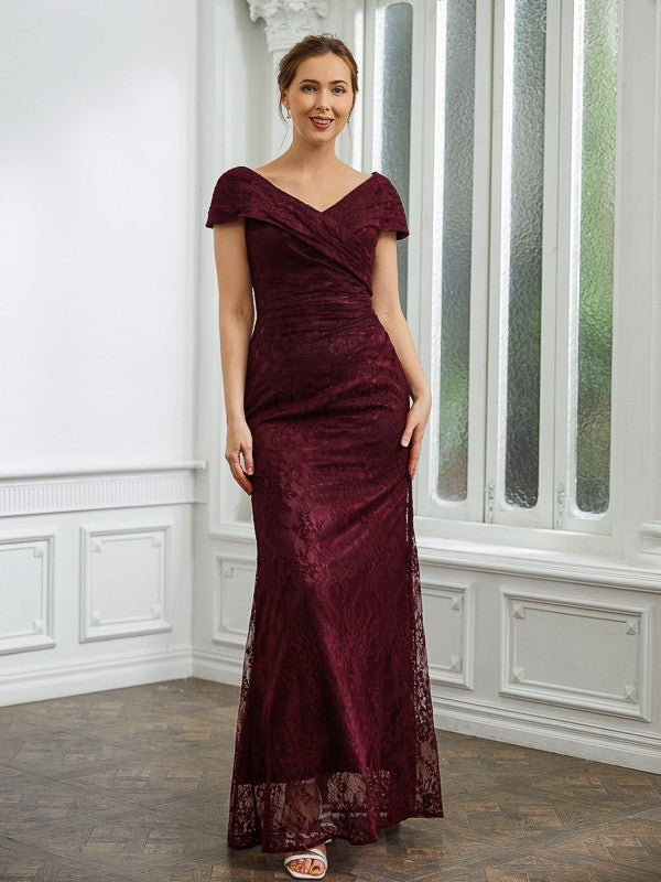 Sheath/Column Lace Ruched V-neck Short Sleeves Floor-Length Mother of the Bride Dresses by YiHuiw