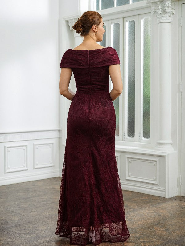 Sheath/Column Lace Ruched V-neck Short Sleeves Floor-Length Mother of the Bride Dresses by YiHuiw