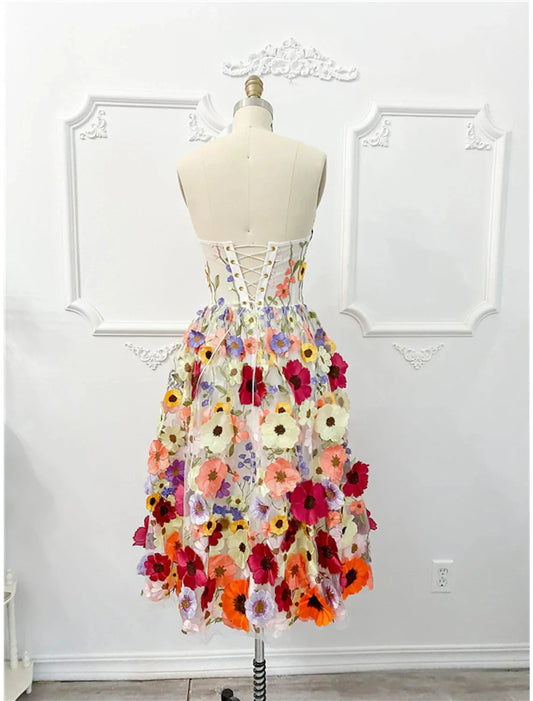 A-Line Cocktail Dresses Floral Dress Summer Garden Party Knee Length Sleeveless Strapless Tulle with Appliques by YiHuiw