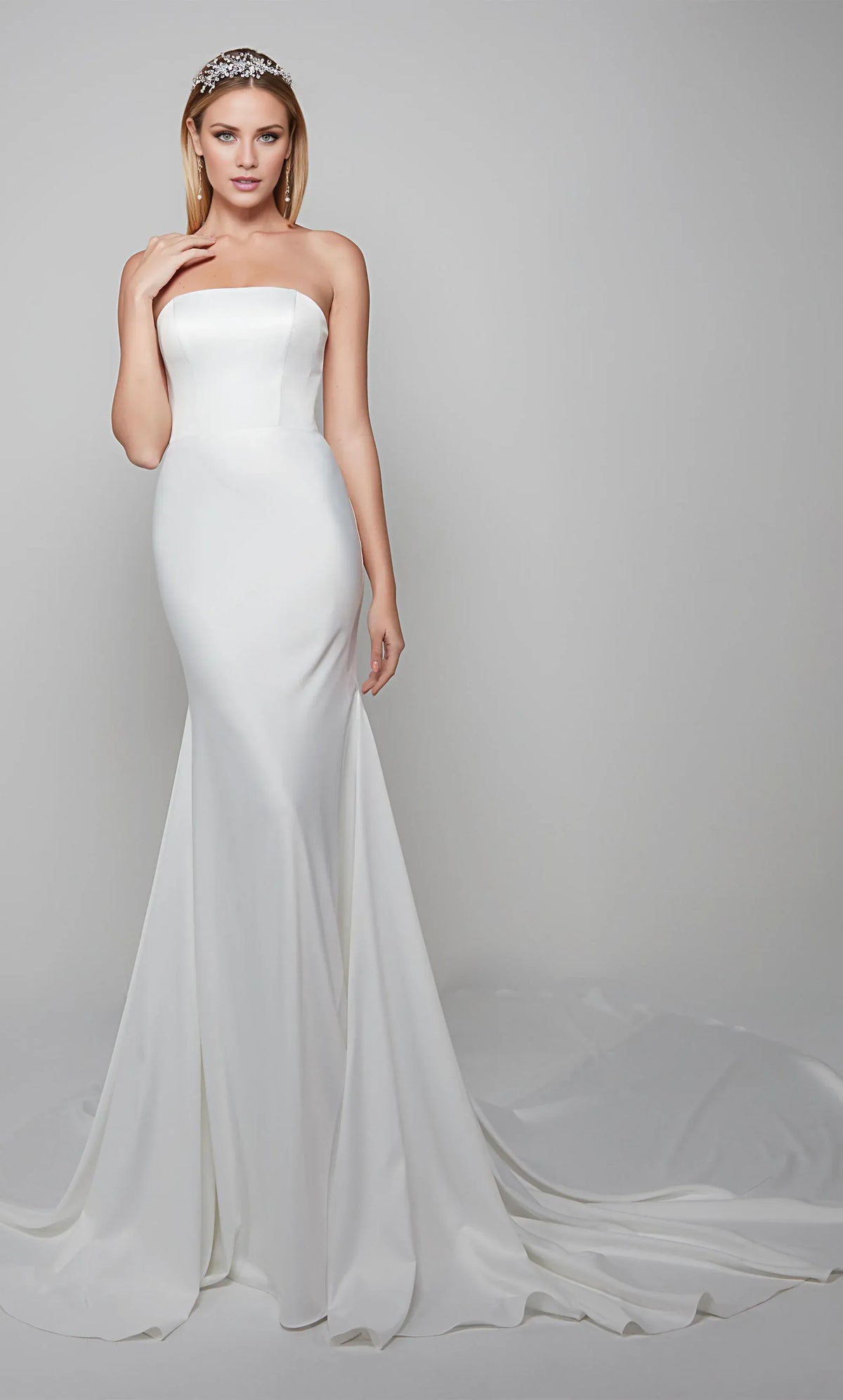Mermaid Strapless Satin Train Wedding Dress - Yihuiw by Yihuiw