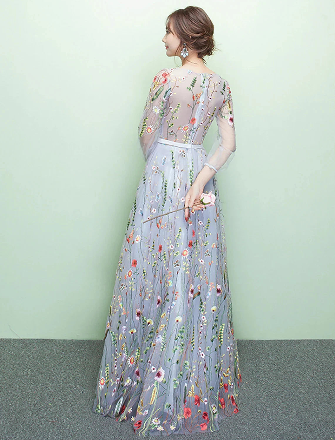 A-Line Elegant Sparkle & Shine Formal Evening Dress Jewel Neck 3/4 Length Sleeve Floor Length Lace with Embroidery by YiHuiw