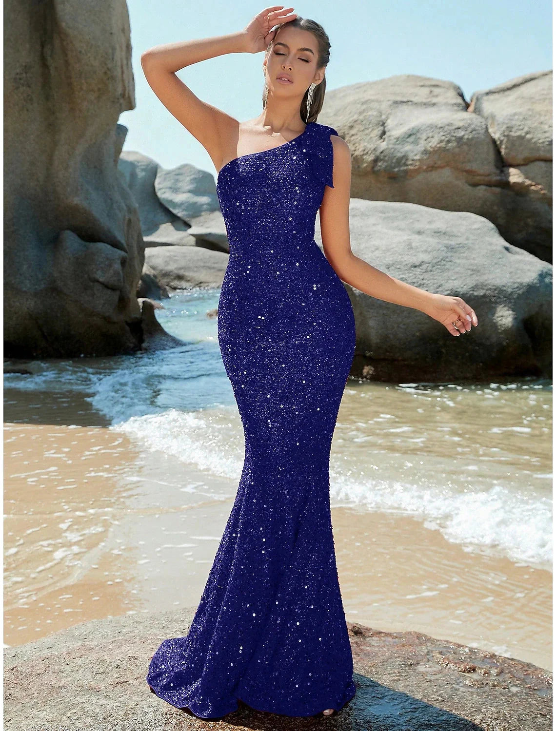 Mermaid / Trumpet Evening Gown Sparkle & Shine Dress Formal Fall Sweep / Brush Train Sleeveless One Shoulder Sequined with Glitter Shouder Flower by YiHuiw