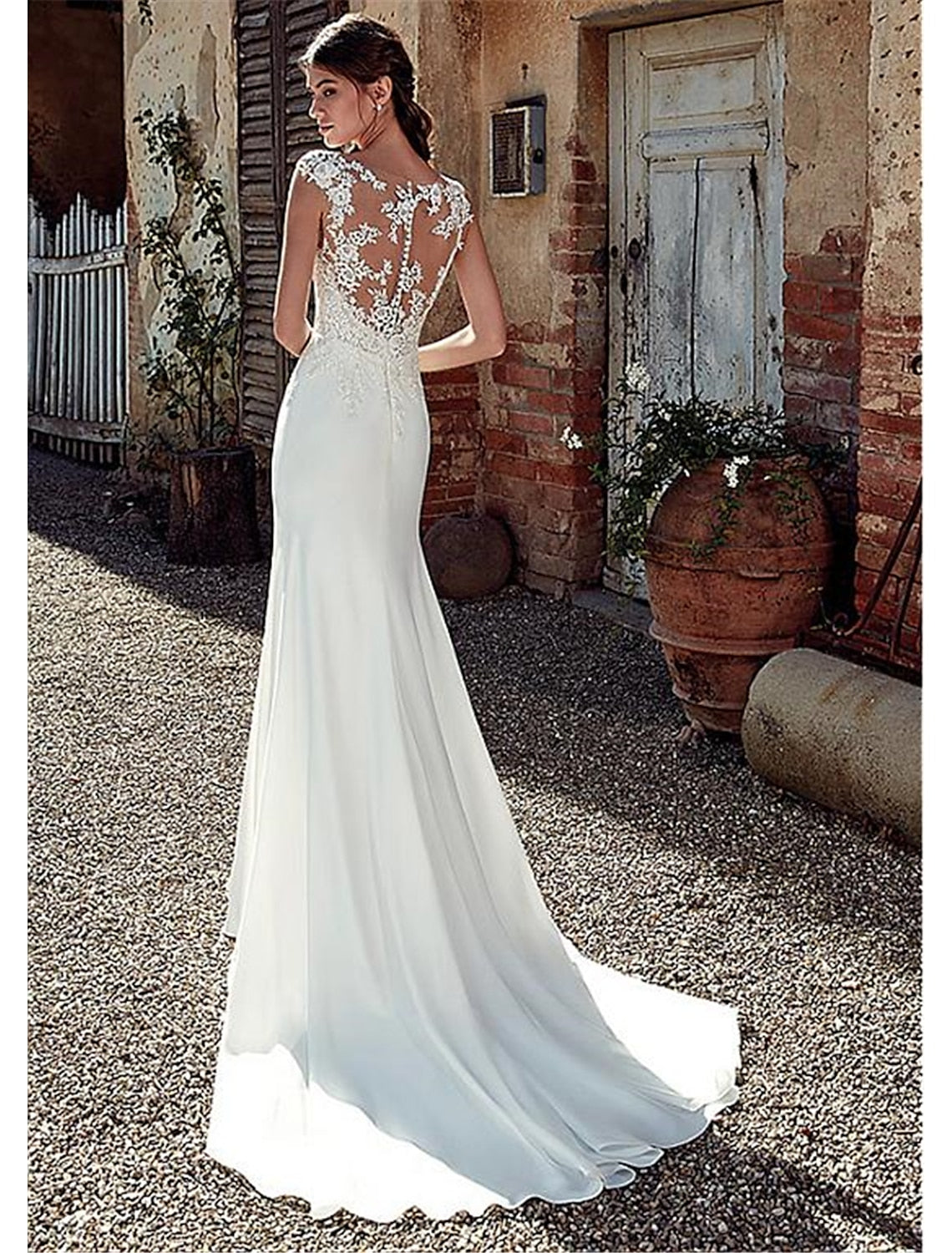 Beach Open Back Wedding Dresses Mermaid / Trumpet Illusion Neck Cap Sleeve Court Train Chiffon Outdoor Bridal Gowns With Appliques Summer Fall Wedding Party  Women‘s Clothing