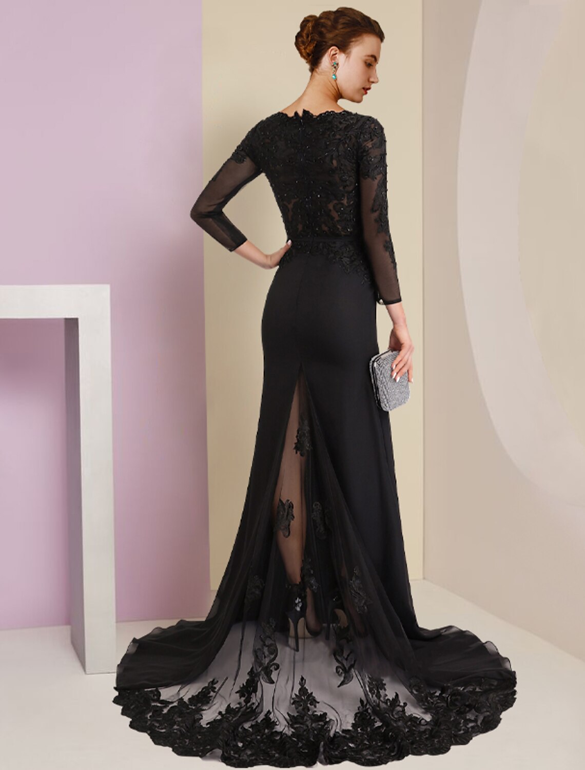 Sheath / Column Mother of the Bride Dress Wedding Guest Vintage Party V Neck Court Train Chiffon Lace Long Sleeve with Sequin by YiHuiw