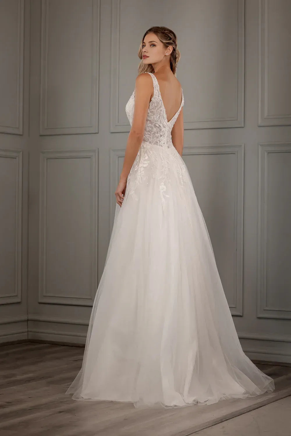 A-Line Plunging Sleeveless Floor-Length Wedding Dress - Yihuiw by Yihuiw