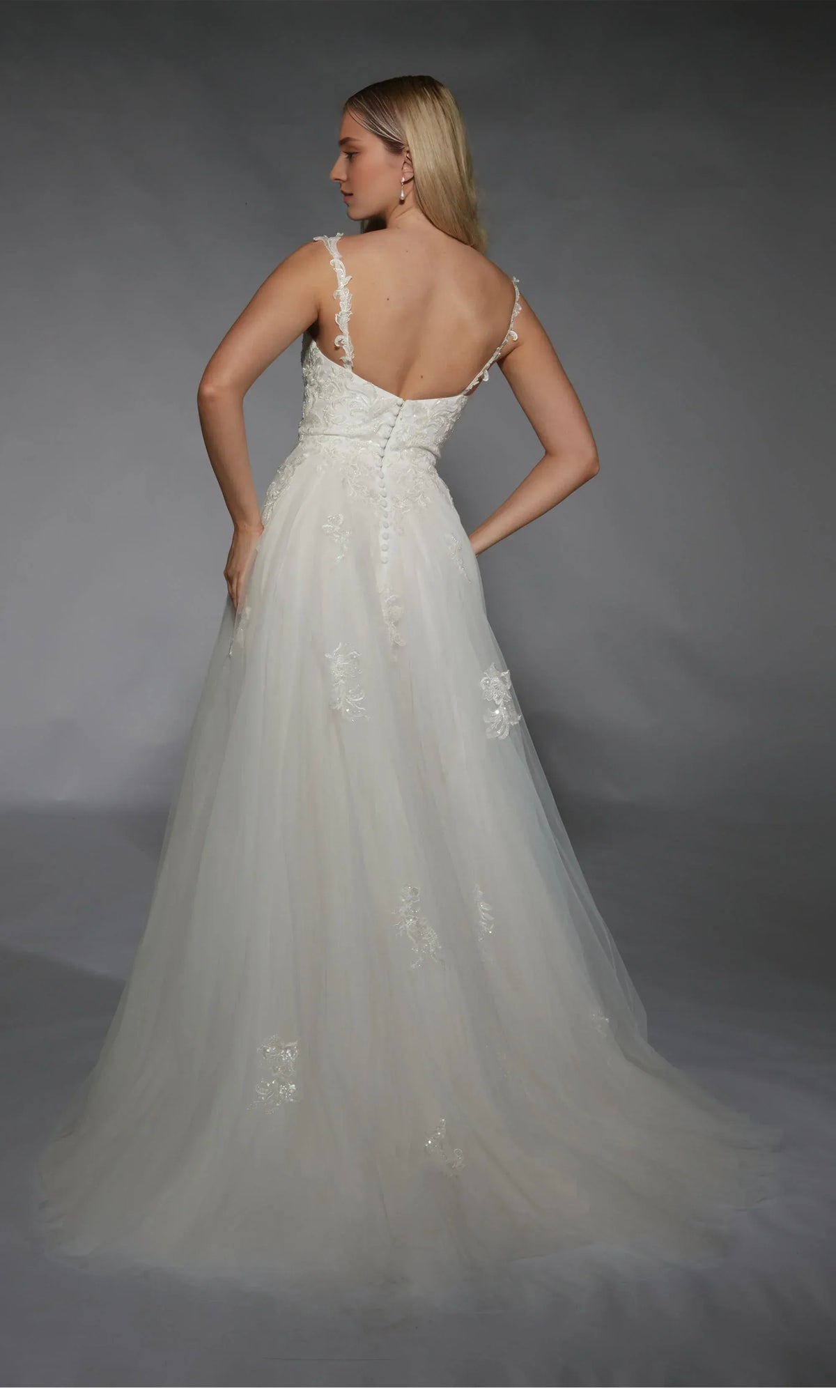 A-Line Spaghetti Strap Tulle Wedding Dress - Yihuiw by Yihuiw