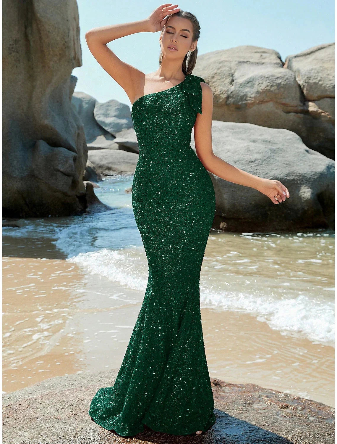 Mermaid / Trumpet Evening Gown Sparkle & Shine Dress Formal Fall Sweep / Brush Train Sleeveless One Shoulder Sequined with Glitter Shouder Flower by YiHuiw